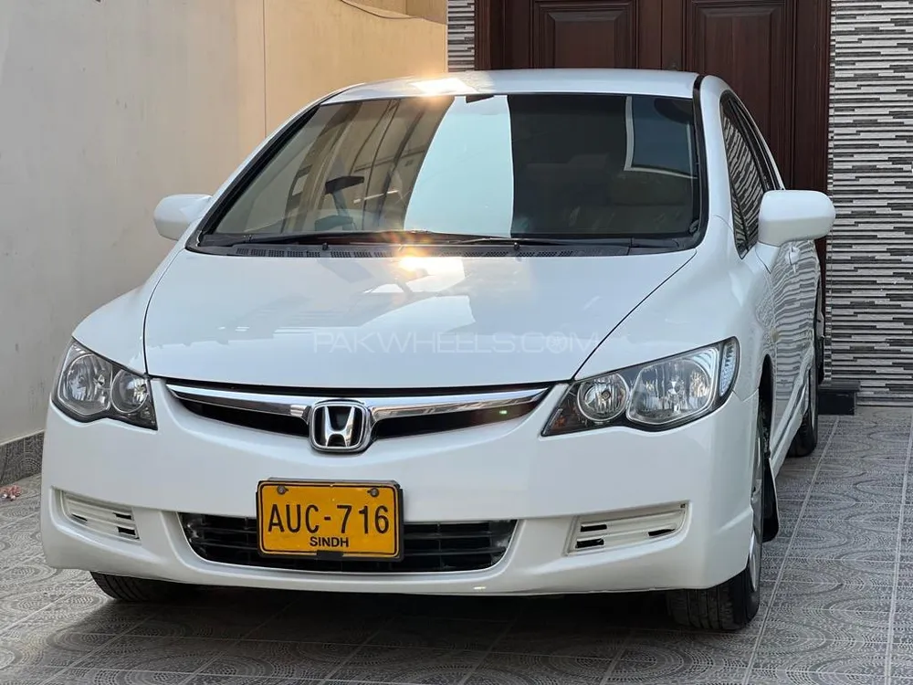 Honda Civic 2010 for Sale in Karachi Image-1