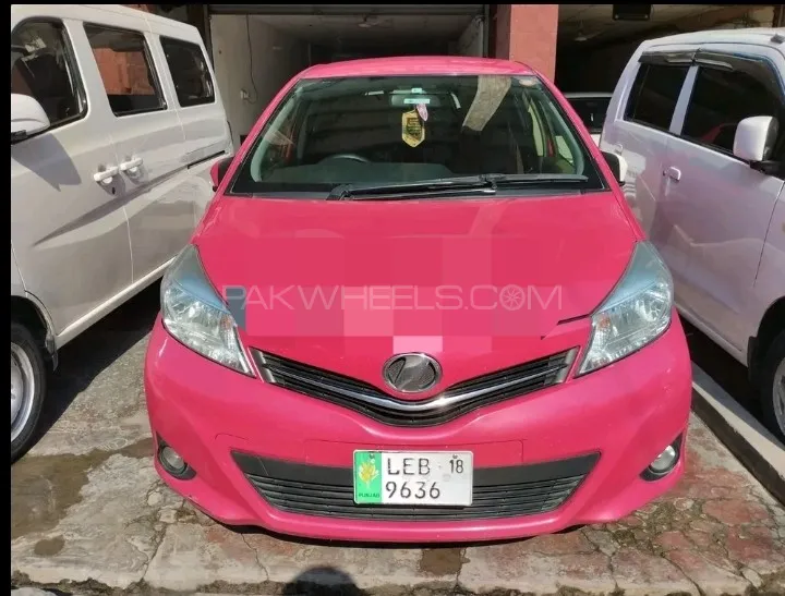Toyota Vitz 2014 for Sale in Faisalabad Image-1