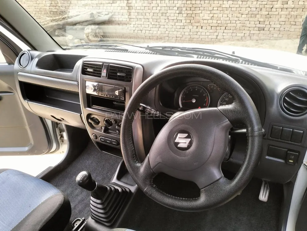 Suzuki Jimny 2011 for Sale in Lodhran Image-1