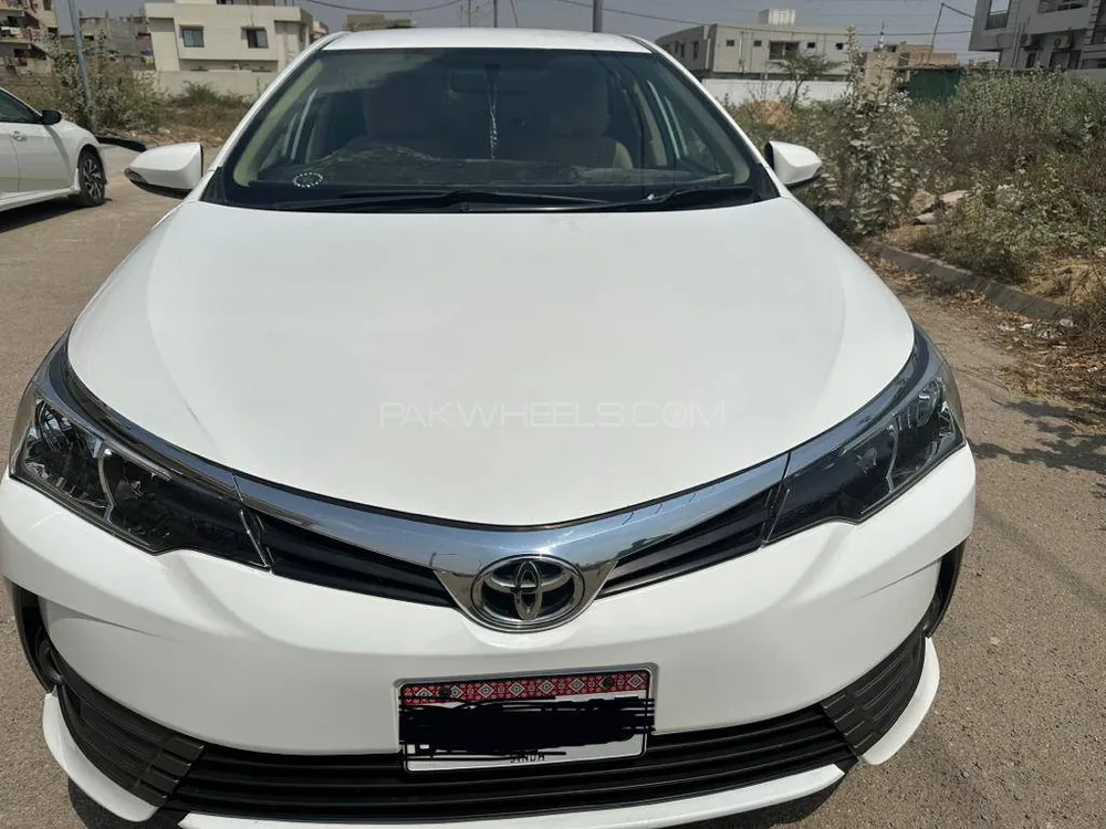 Toyota Corolla 2018 for Sale in Karachi Image-1