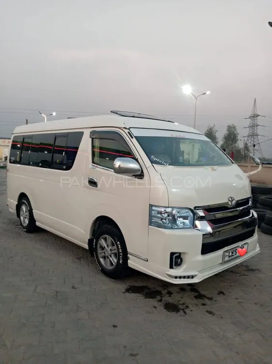 Toyota Hiace 2012 for Sale in Kashmir Image-1