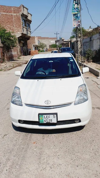 Toyota Prius 2010 for Sale in Sheikhupura Image-1