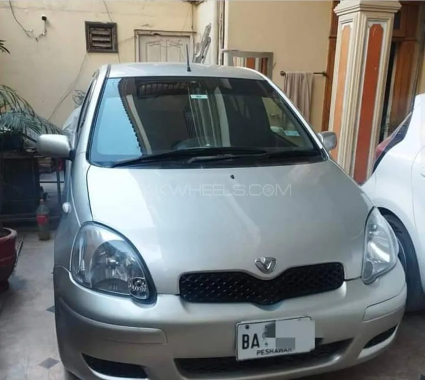 Toyota Vitz 2002 for Sale in Jehangira Image-1