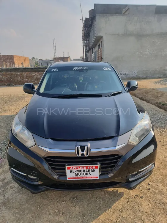 Honda Vezel 2014 for Sale in Nowshera Image-1