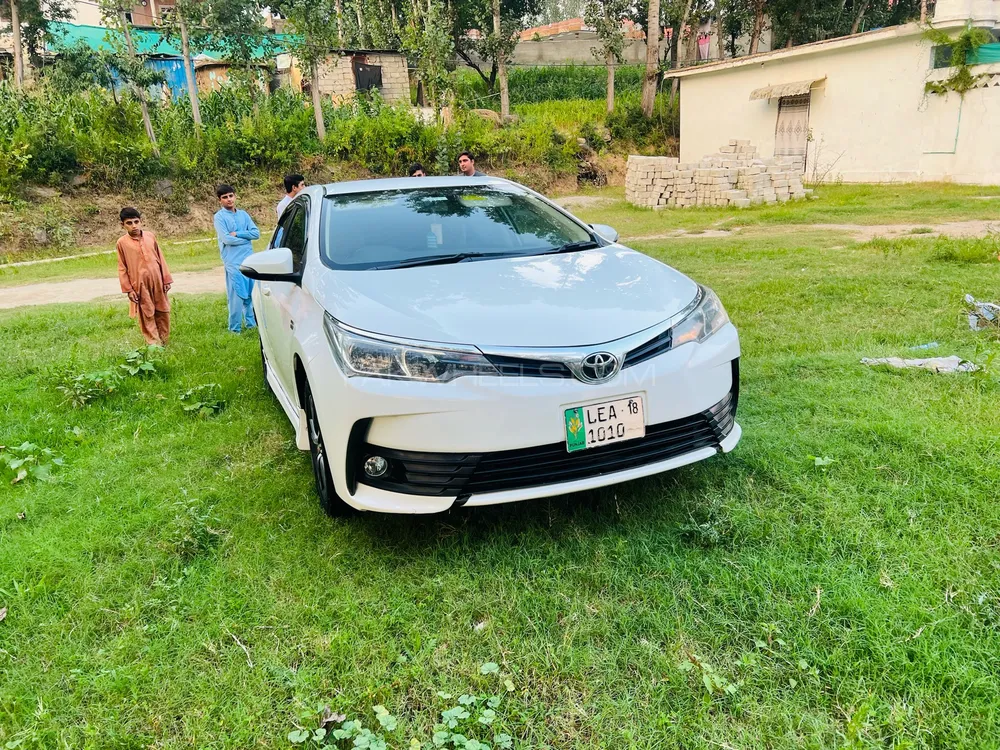 Toyota Corolla 2017 for Sale in Abbottabad Image-1