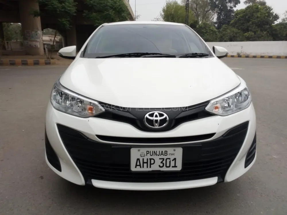 Toyota Yaris Sedan 2022 for Sale in Multan Image-1