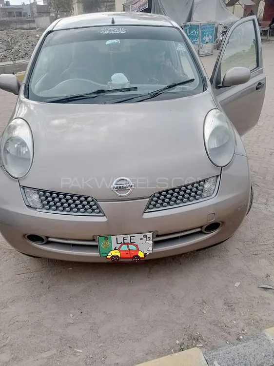 Nissan March 2012 for Sale in Sialkot Image-1