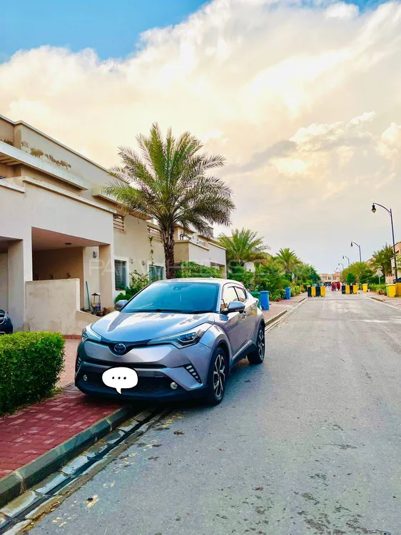 Toyota C-HR 2017 for Sale in Karachi Image-1
