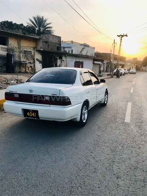 Toyota Corolla 2001 for Sale in Mirpur A.K. Image-1
