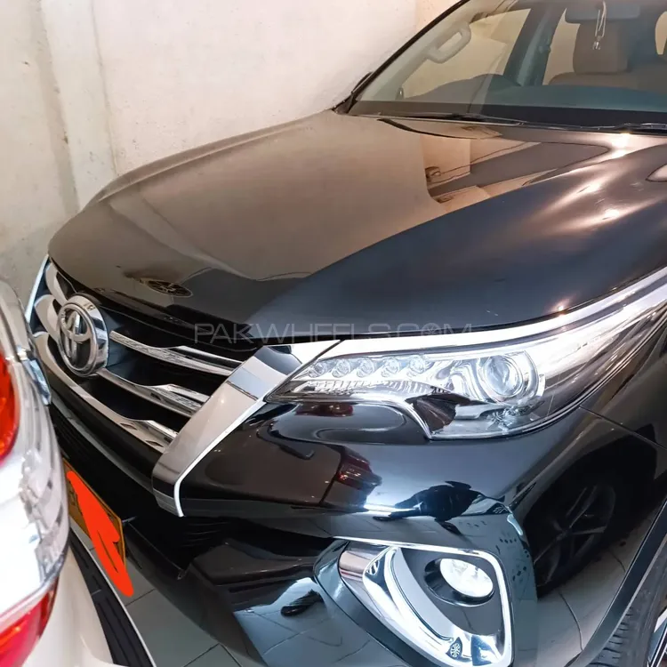 Toyota Fortuner 2017 for Sale in Karachi Image-1