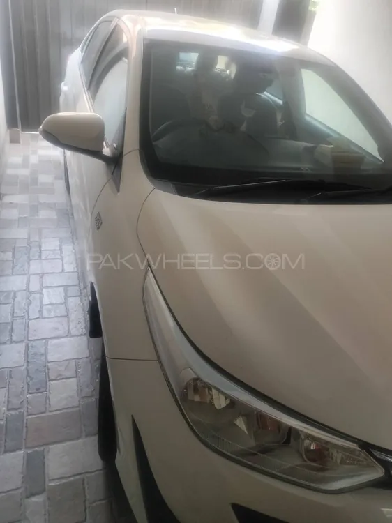 Toyota Yaris Sedan 2022 for Sale in Lahore Image-1