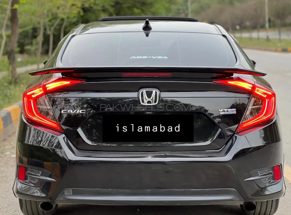 Honda Civic 2017 for Sale in Islamabad Image-1