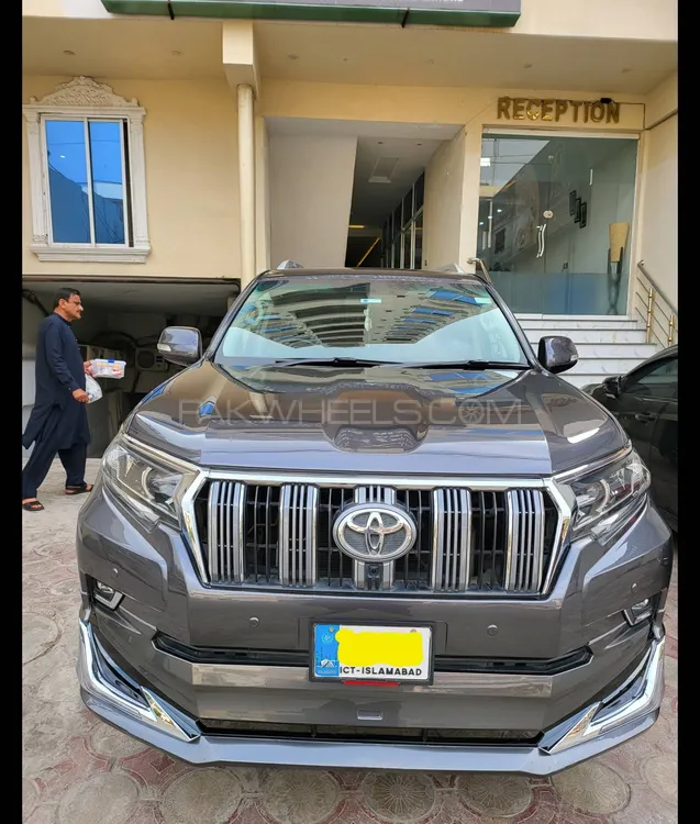 Toyota Prado 2012 for Sale in Lahore Image-1