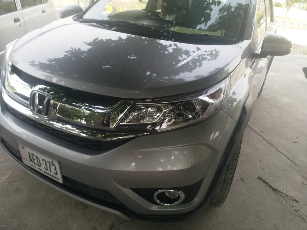 Honda BR-V 2017 for Sale in Lahore Image-1