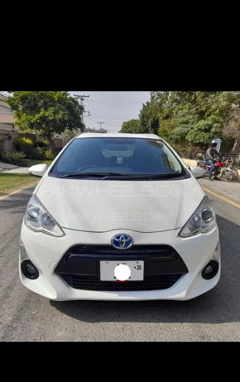 Toyota Aqua 2015 for Sale in Lahore Image-1