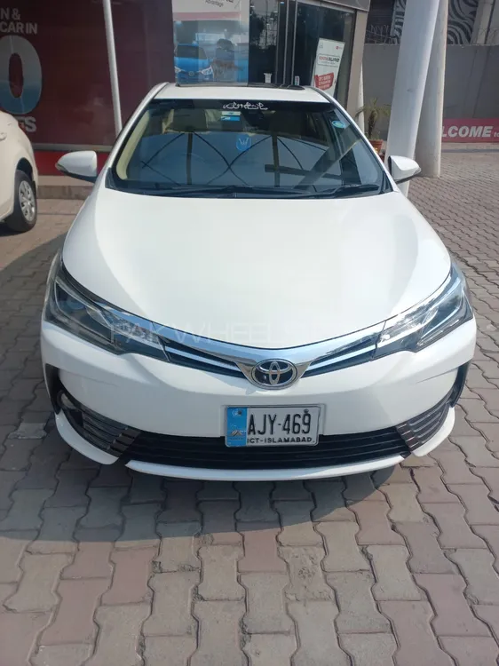 Toyota Corolla 2018 for Sale in Faisalabad Image-1