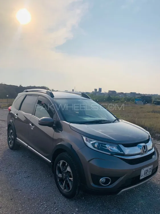 Honda BR-V 2018 for Sale in Islamabad Image-1