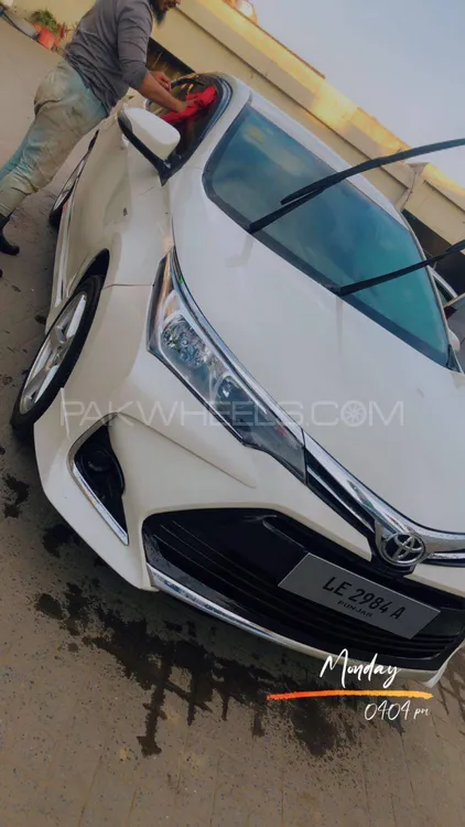 Toyota Corolla 2015 for Sale in Sialkot Image-1