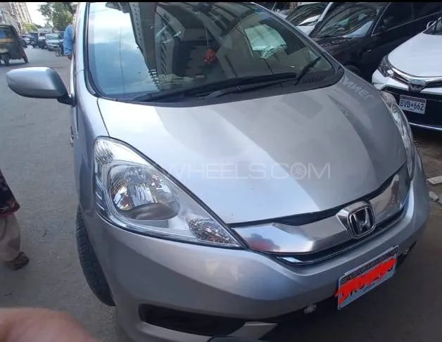 Honda Fit 2014 for Sale in Karachi Image-1