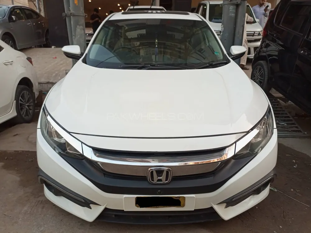 Honda Civic 2018 for Sale in Karachi Image-1