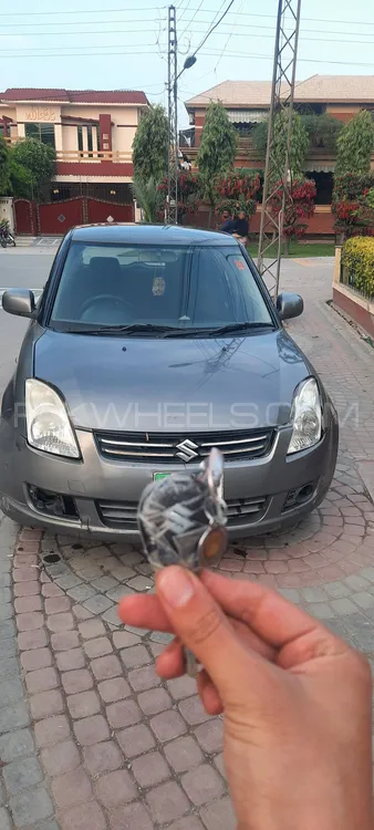 Suzuki Swift 2010 for Sale in Lahore Image-1