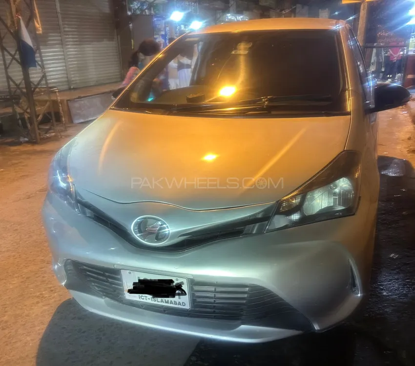 Toyota Vitz 2015 for Sale in Rawalpindi Image-1