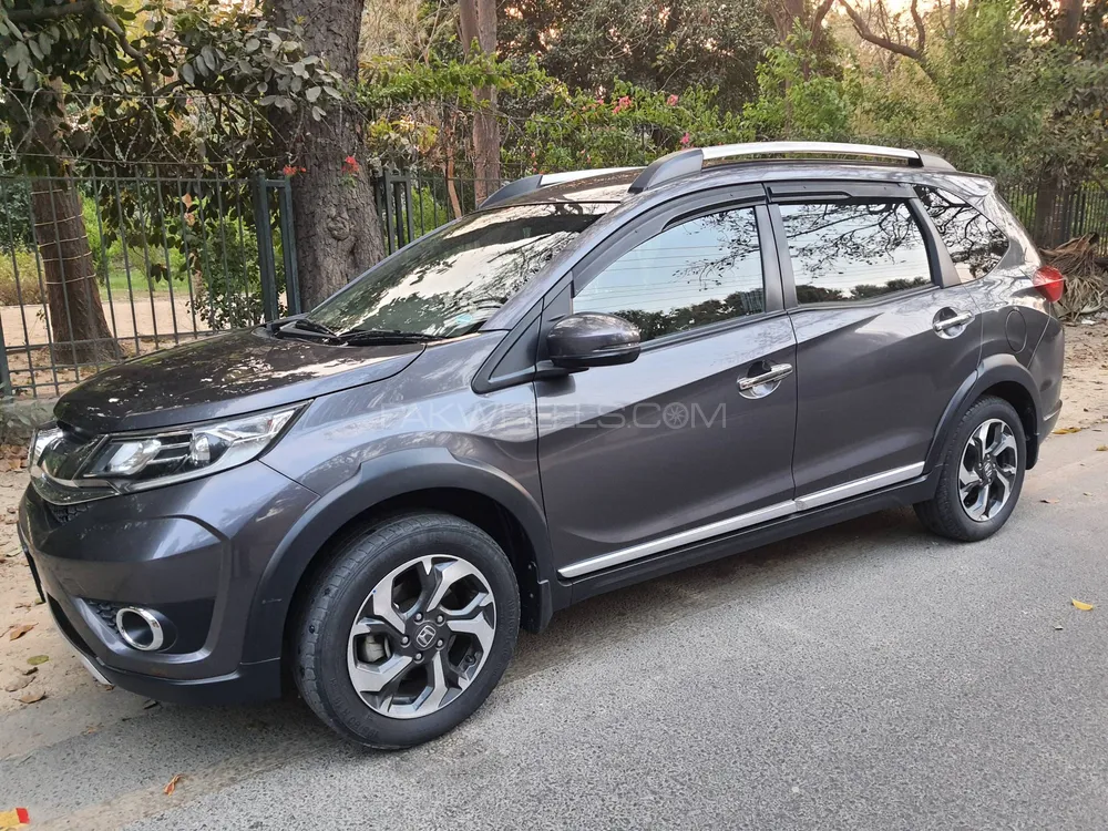 Honda BR-V 2018 for Sale in Lahore Image-1
