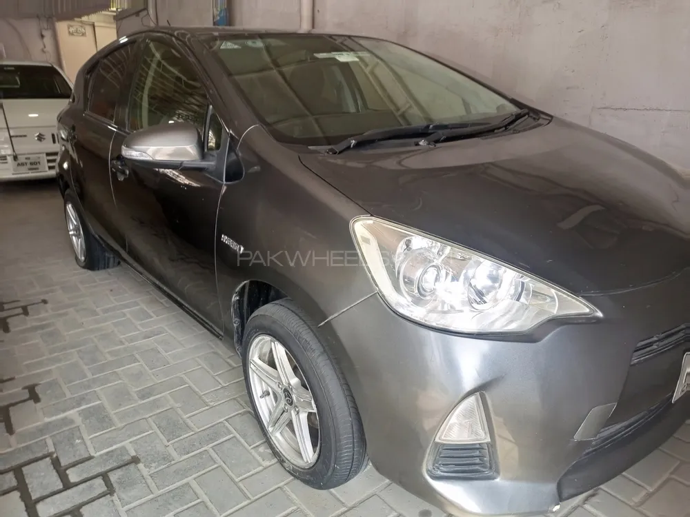 Toyota Aqua 2012 for Sale in Rawalpindi Image-1