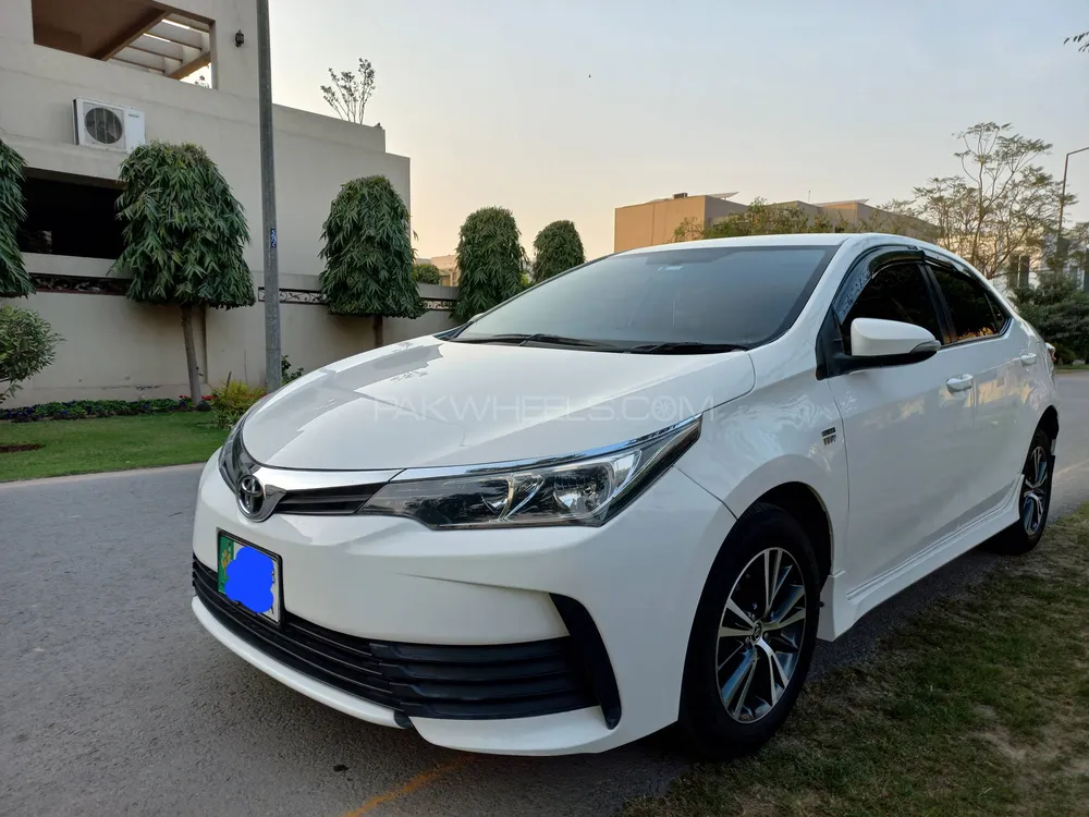Toyota Corolla 2018 for Sale in Lahore Image-1