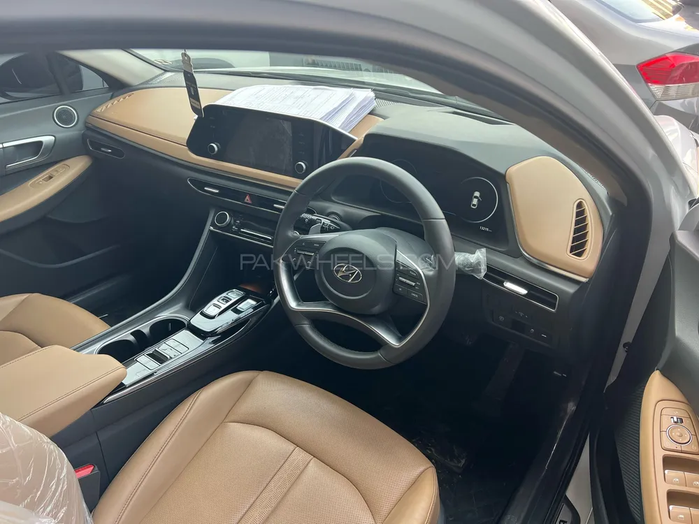 Hyundai Sonata 2022 for Sale in Lahore Image-1