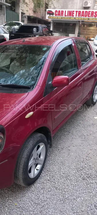 Toyota Vitz 2001 for Sale in Peshawar Image-1