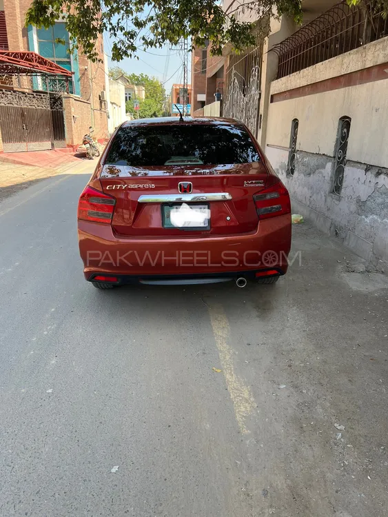 Honda City 2014 for Sale in Faisalabad Image-1
