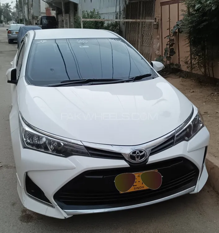 Toyota Corolla 2021 for Sale in Karachi Image-1