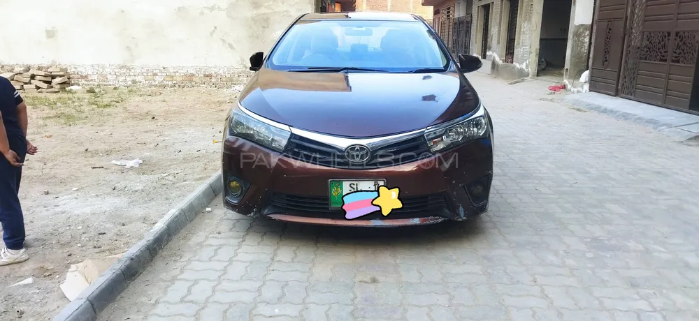 Toyota Corolla 2016 for Sale in Lahore Image-1