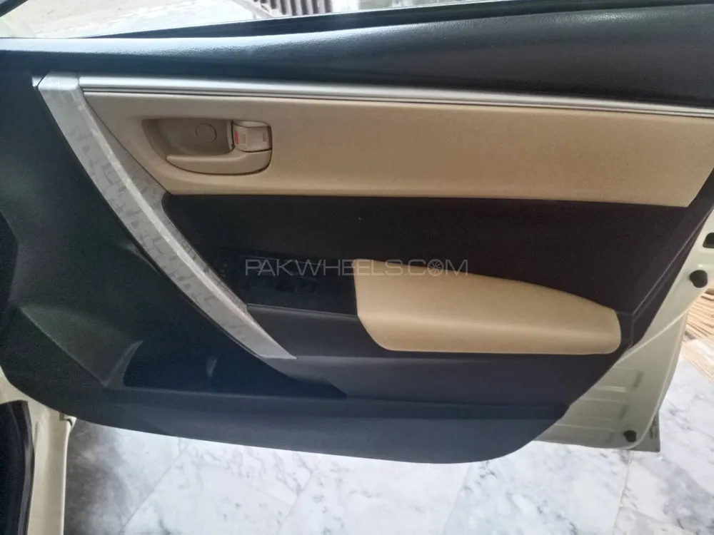 Toyota Corolla 2017 for Sale in Bahawalpur Image-1