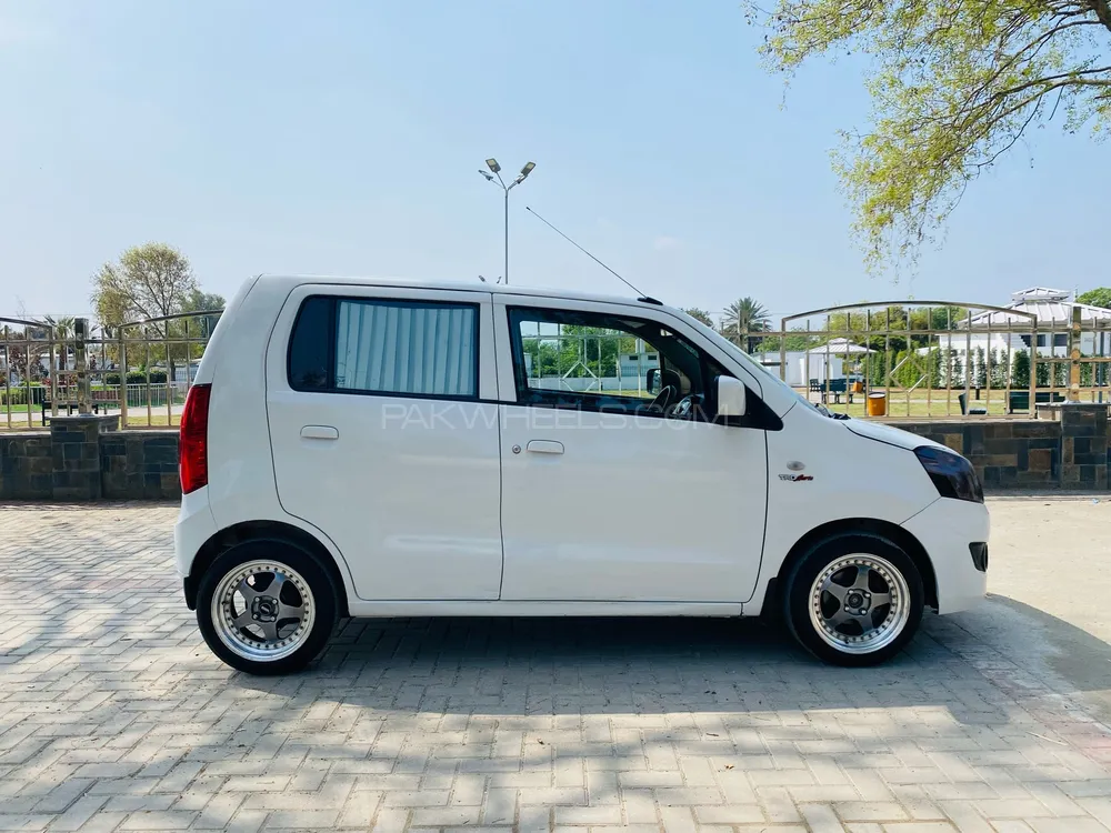 Suzuki Wagon R 2017 for Sale in Islamabad Image-1