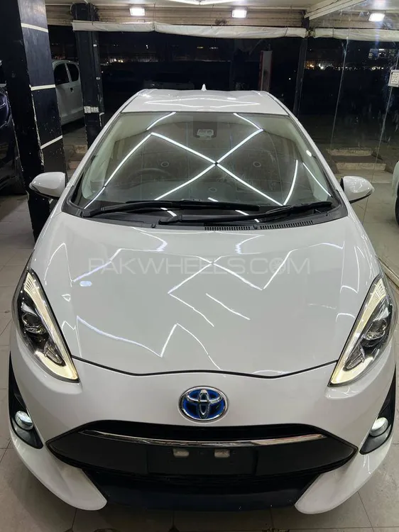 Toyota Aqua 2018 for Sale in Karachi Image-1