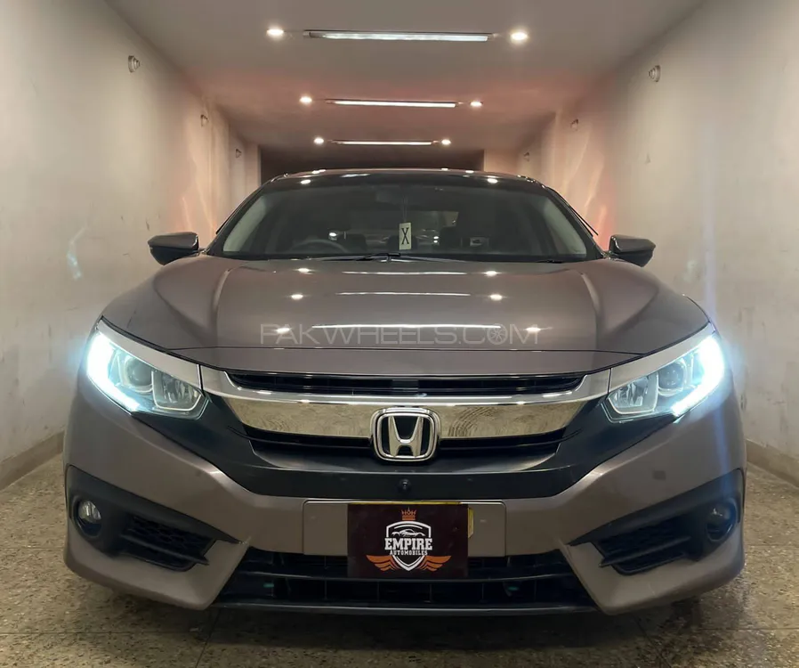 Honda Civic 2018 for Sale in Karachi Image-1