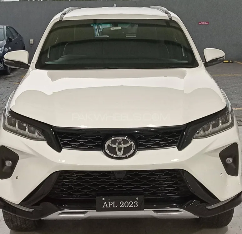 Toyota Fortuner 2022 for Sale in Lahore Image-1
