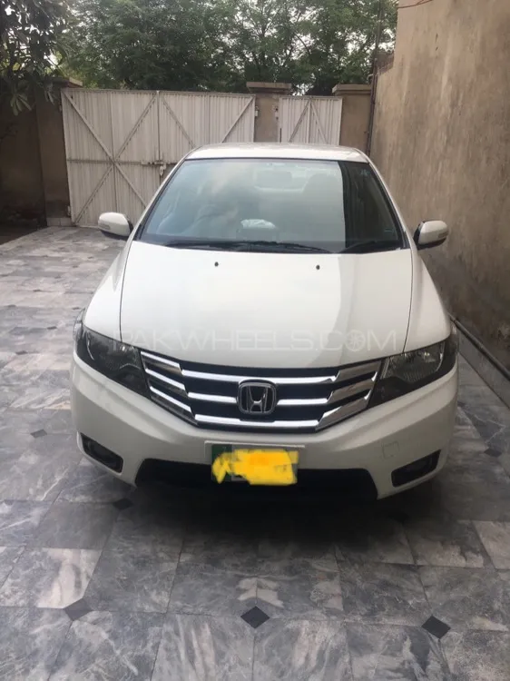 Honda City 2016 for Sale in Faisalabad Image-1