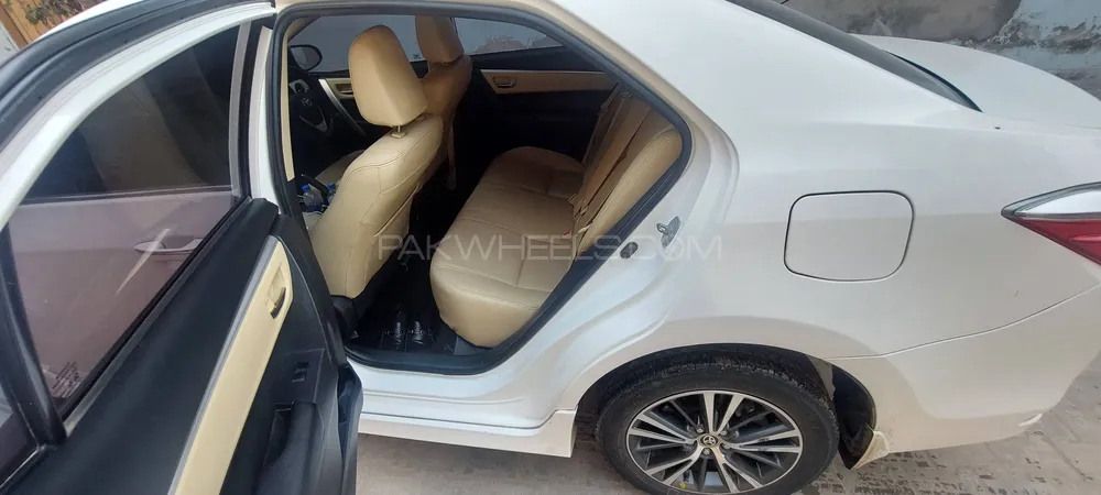 Toyota Corolla 2018 for Sale in Lahore Image-1