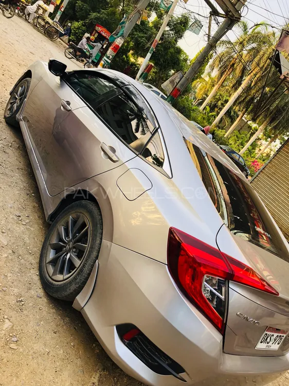 Honda Civic 2017 for Sale in Karachi Image-1