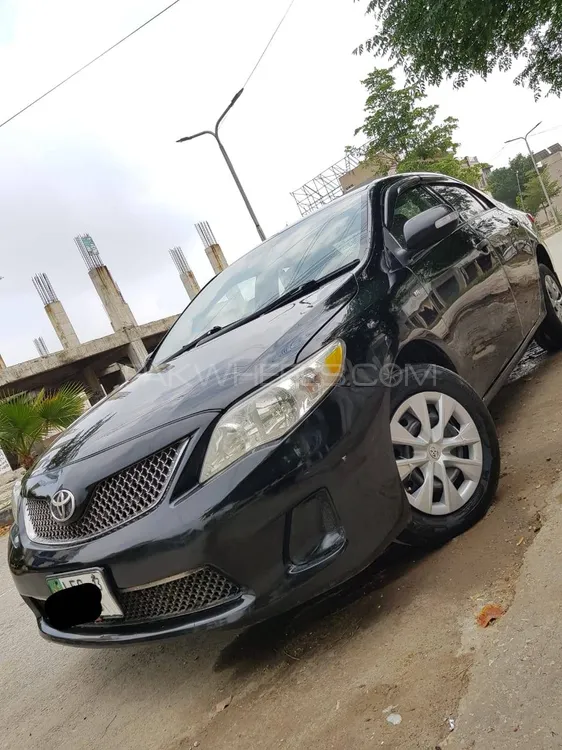 Toyota Corolla 2013 for Sale in Lahore Image-1