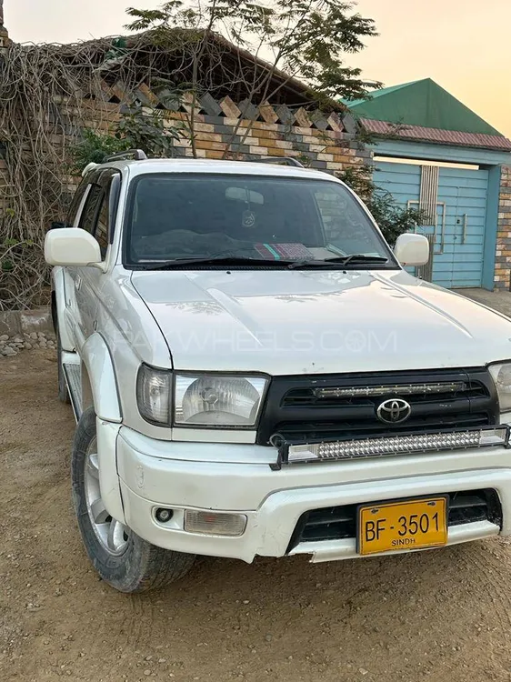 Toyota Surf 2000 for Sale in Karachi Image-1