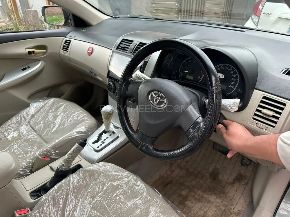 Toyota Corolla 2012 for Sale in Peshawar Image-1