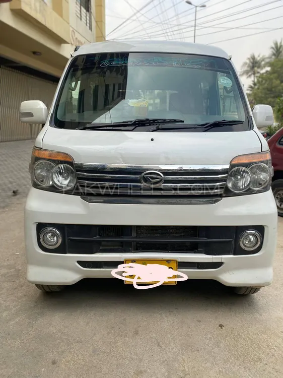 Daihatsu Atrai Wagon 2010 for Sale in Karachi Image-1