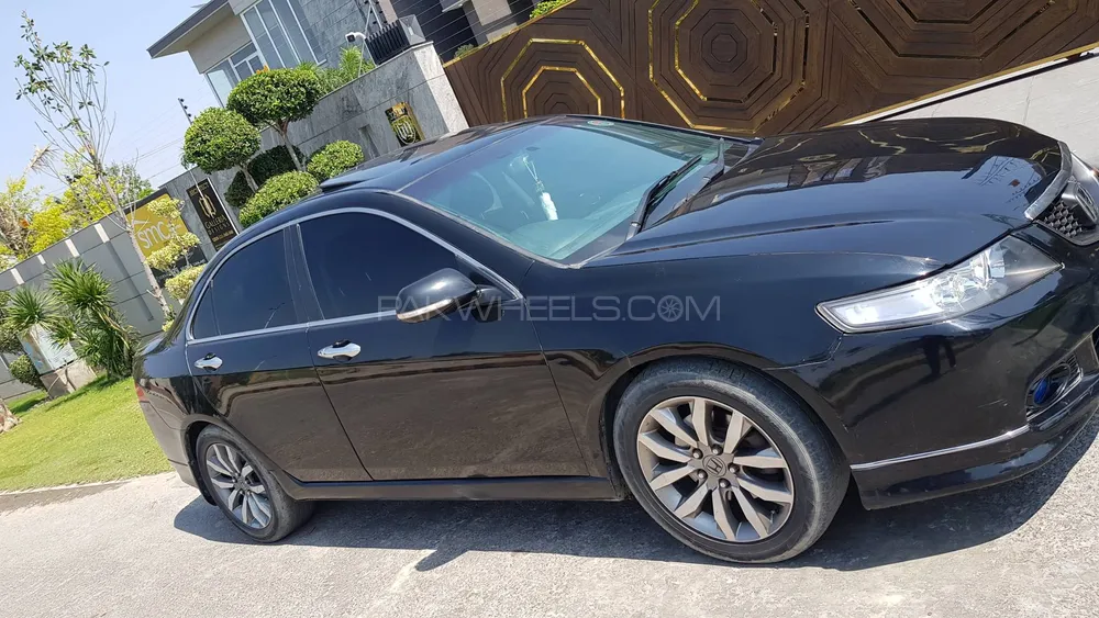 Honda Accord 2006 for Sale in Lahore Image-1