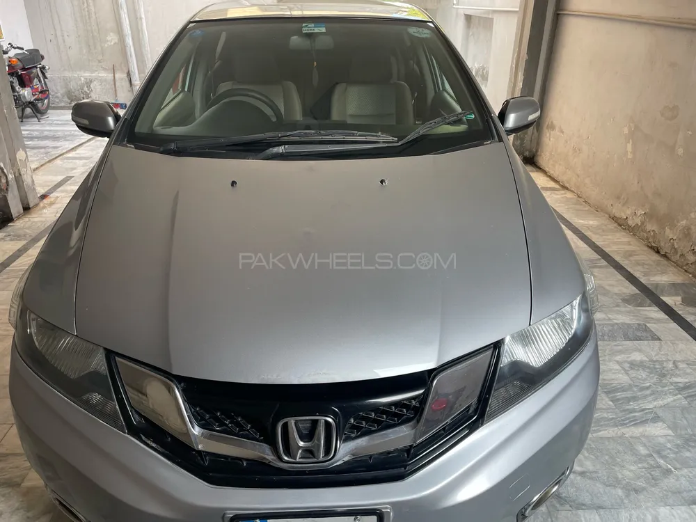 Honda City 2017 for Sale in Faisalabad Image-1