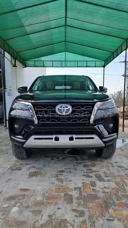 Toyota Fortuner 2022 for Sale in Layyah Image-1