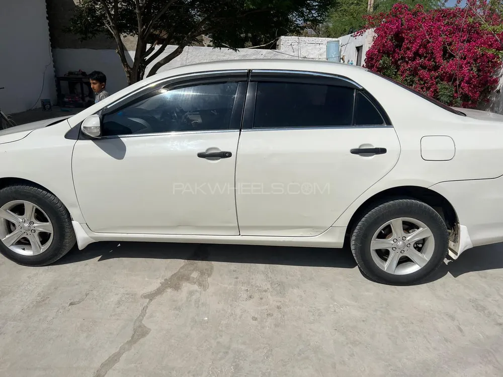 Toyota Corolla 2013 for Sale in Bahawalpur Image-1